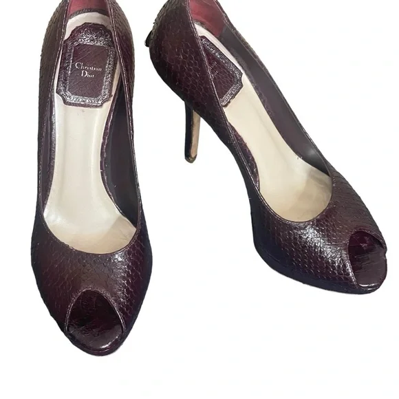 Christian Dior Python Leather Peep Toe Pumps Heels Burgundy Wine size 351/2 (5.5 - Picture 3 of 15